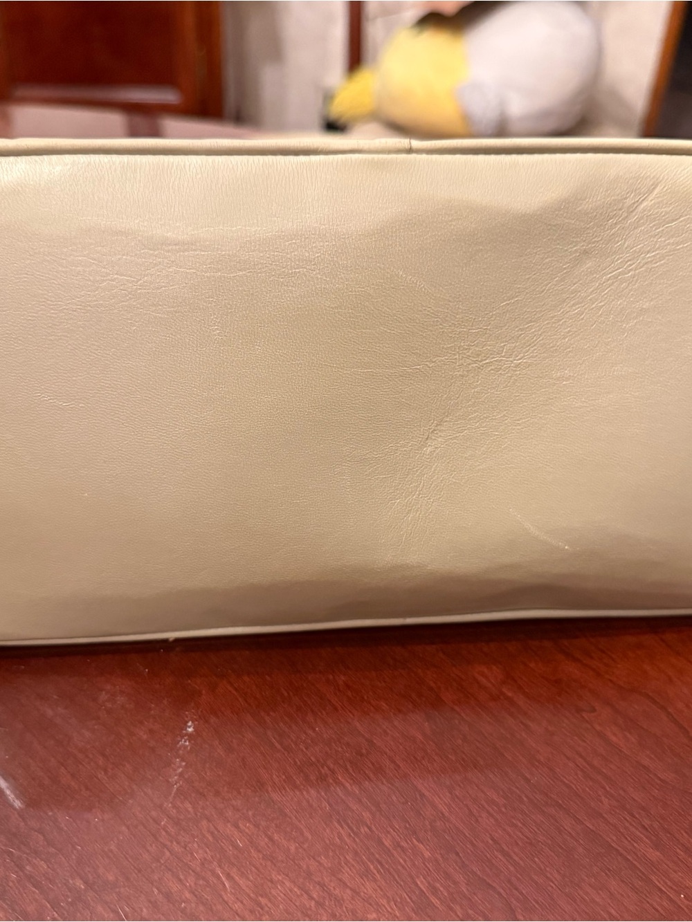 🔥 Chanel Vintage Beige Lambskin Medallion Tote Bag - Picture 4 of 13